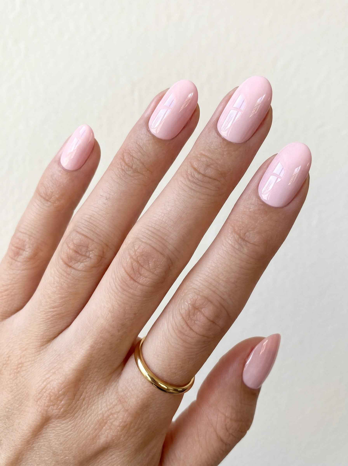 Soft Rosè Short Oval Limited Edition Soft Gel Press-On Nails