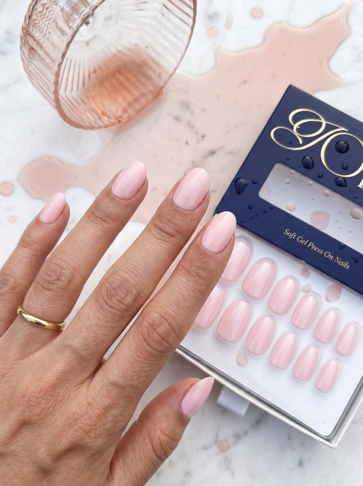 Soft Rosè Short Oval Limited Edition Soft Gel Press-On Nails